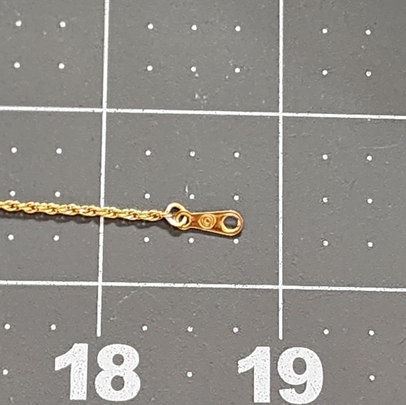 Vtg Gold Tone Pink Enamel Accent Faux Pearl Orchid Necklace - Picture 13 of 14